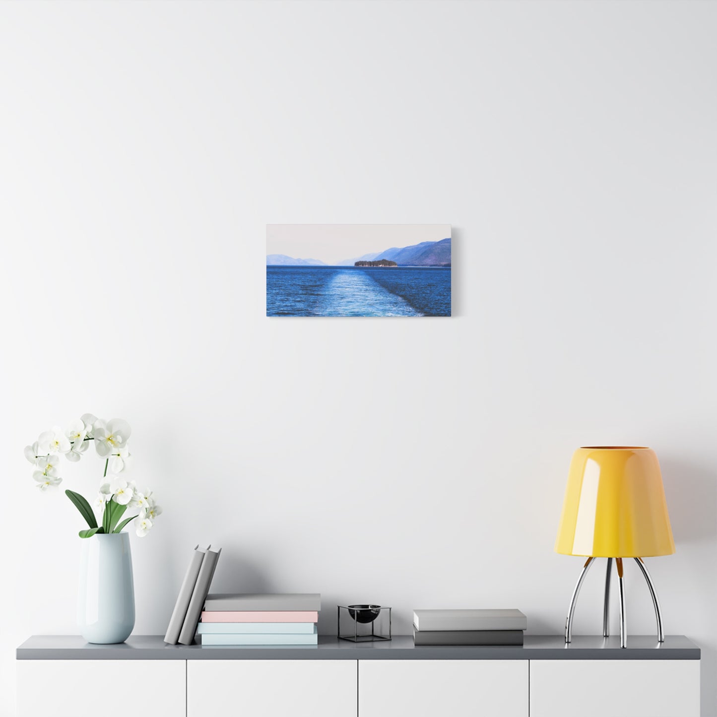 Canvas Print - Wake in Water Photo