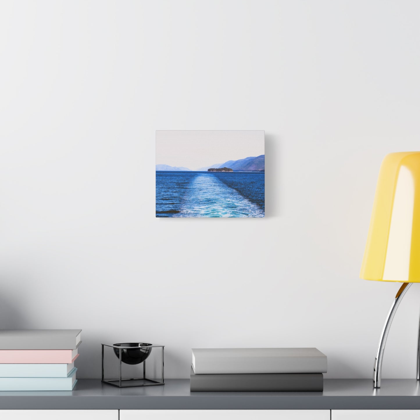 Canvas Print - Wake in Water Photo