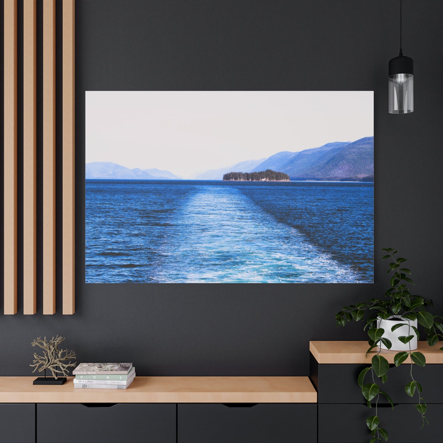Canvas Print - Wake in Water Photo