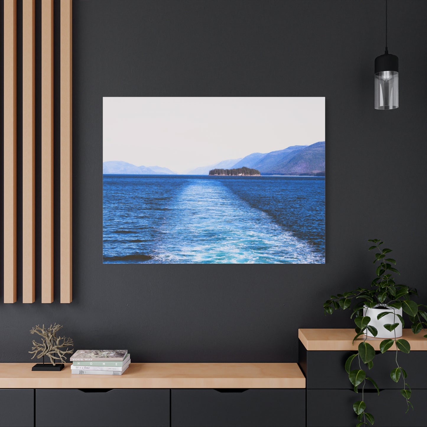 Canvas Print - Wake in Water Photo