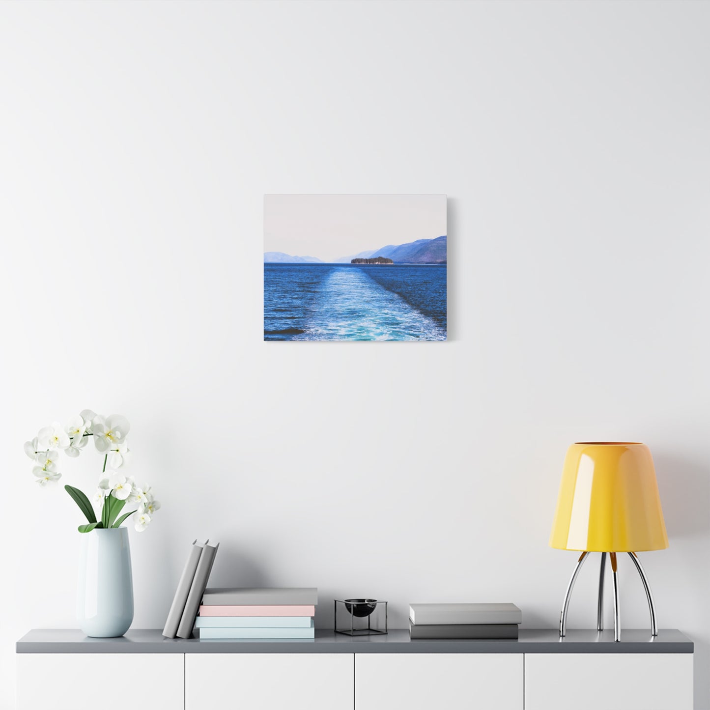 Canvas Print - Wake in Water Photo