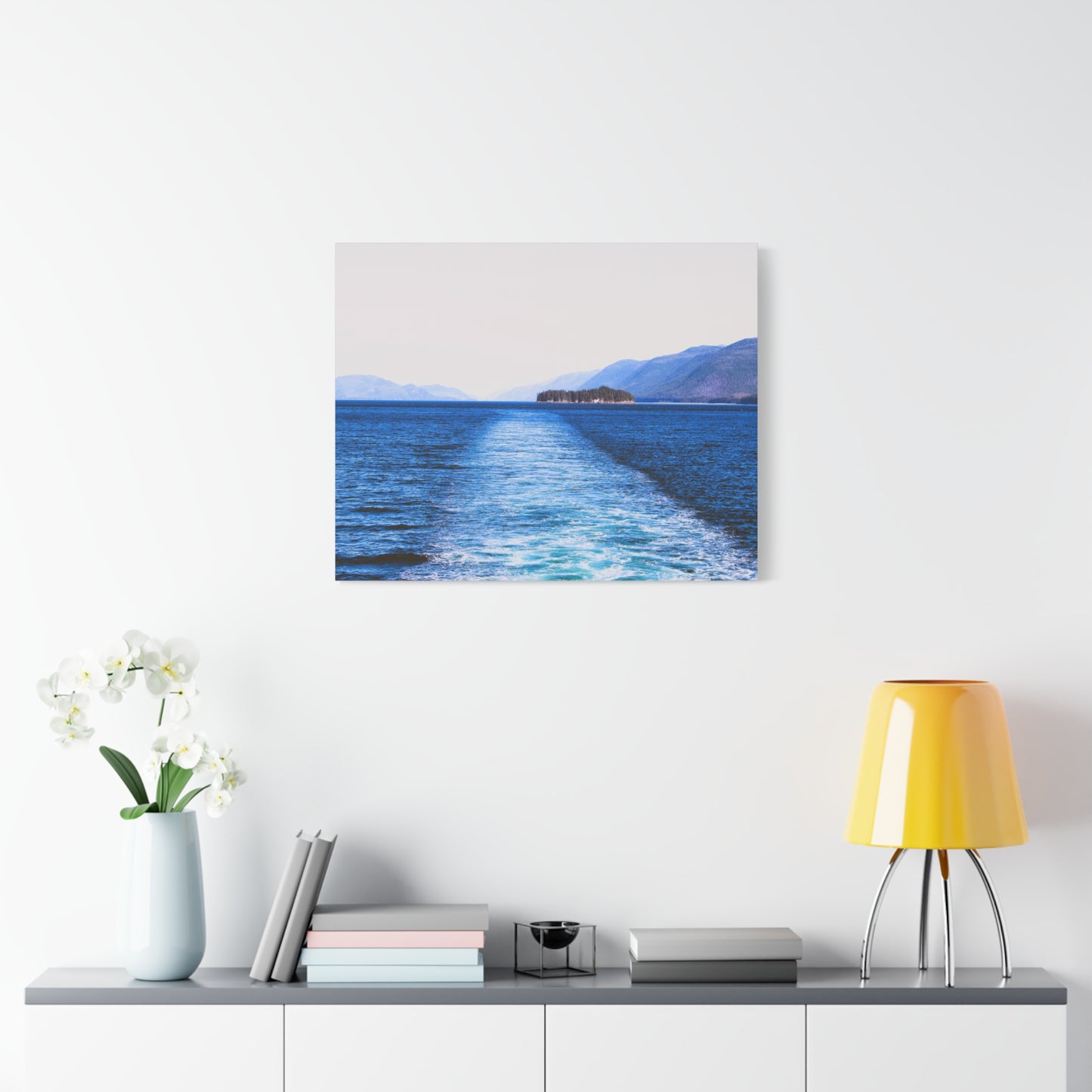 Canvas Print - Wake in Water Photo