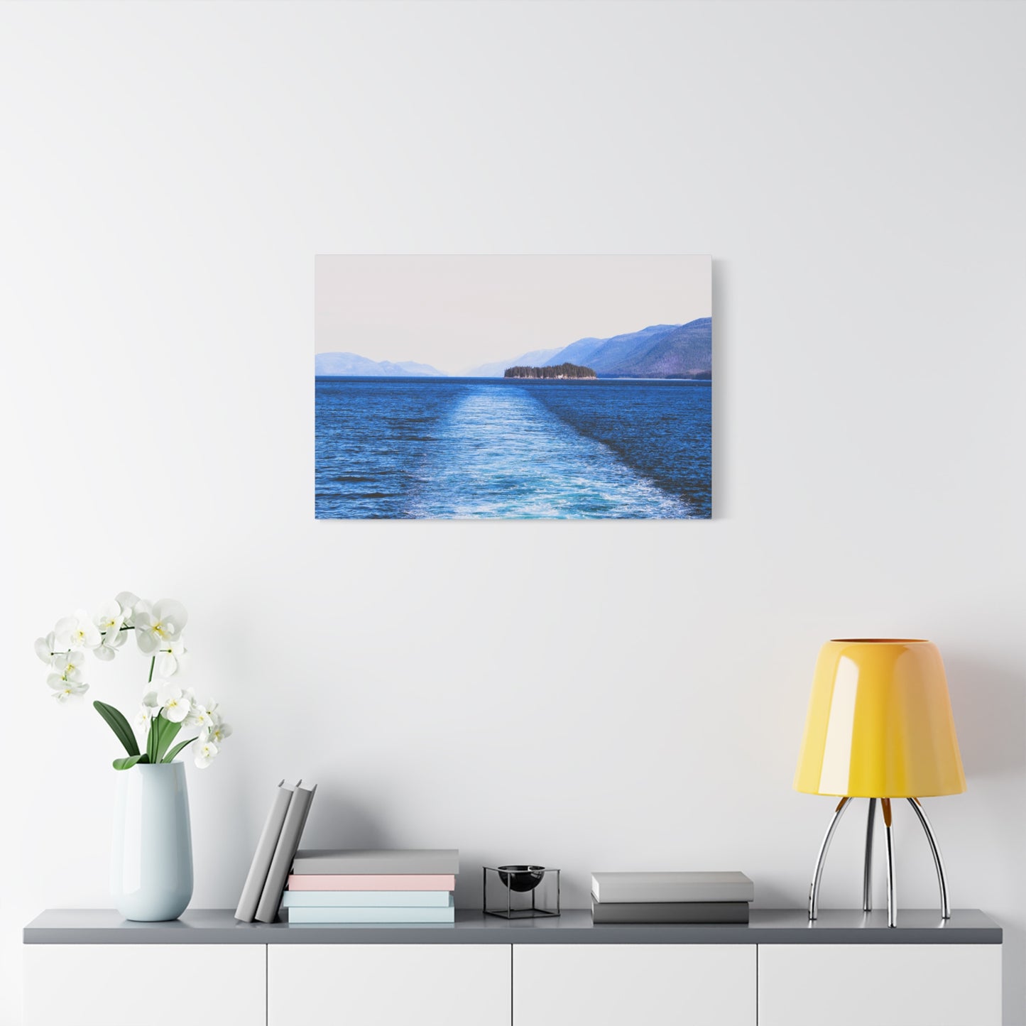 Canvas Print - Wake in Water Photo