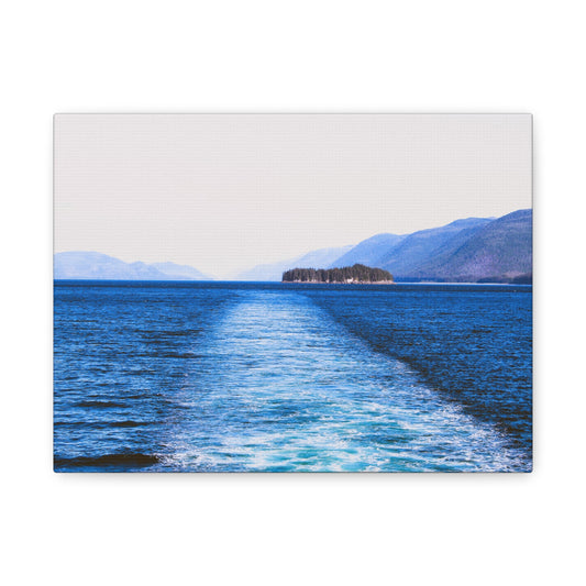 Canvas Print - Wake in Water Photo