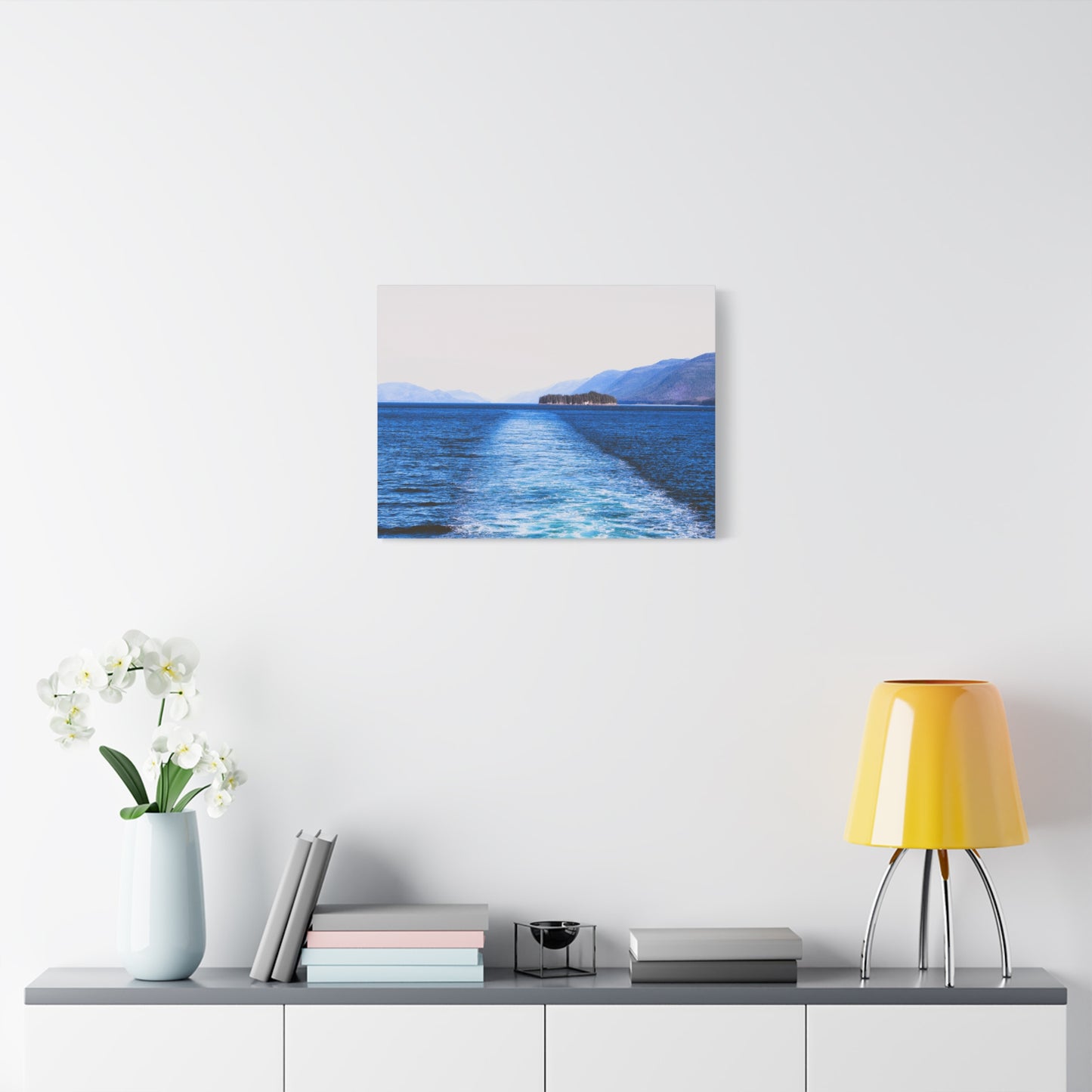 Canvas Print - Wake in Water Photo