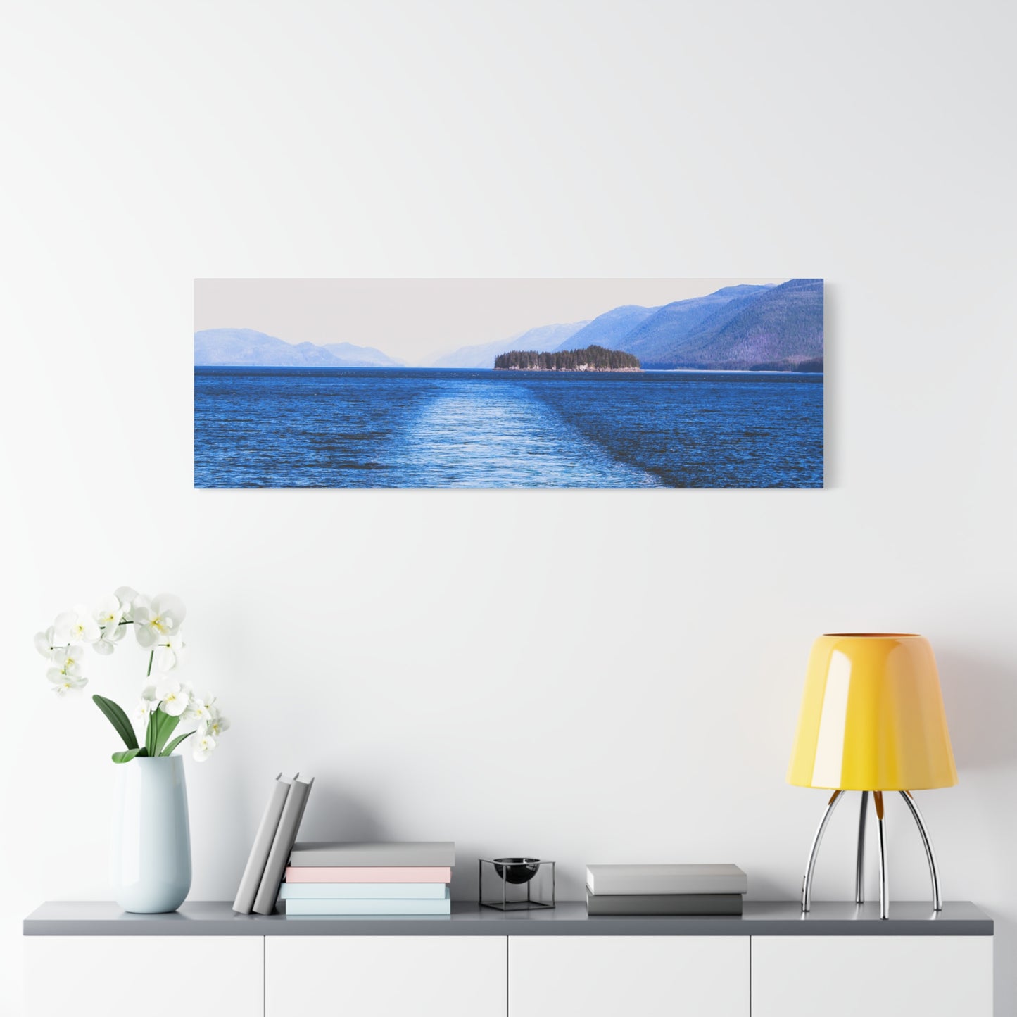 Canvas Print - Wake in Water Photo